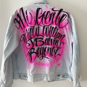 Levi’s Light Wash Hand Painted Custom Mi Gente Denim Jacket Outerwear OOAK Sz L